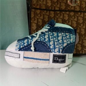 NWT Dogior Pooch Toy